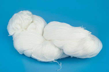 China Raw White Hank Yarn Made by 100 Poliester Yizheng Staple Fiber for Sewing Thread supplier