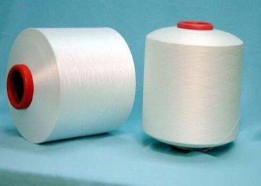 Lackieren Sie den gefärbten Polyester-abgehobenen Betrag, der anti- Bakterien freundliches Eco des Garn-300d 72F masert
