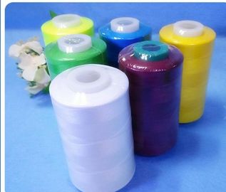 Dicelup jahit Ring Spun Polyester Thread dengan 100% Spun Polyester Fiber Pendek pemasok