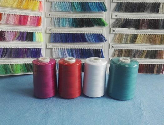 Высокопрочная шить пряжа полиэстера извива з закрученная ядром для джинсов